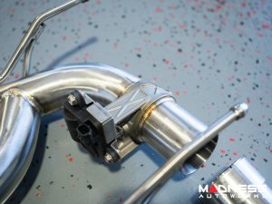 Jaguar F-TYPE Performance Exhaust System - MADNESS - 3.0L V6 - Dual Side Exit - Electronic Valve Design - Carbon Fiber Exhaust Tips